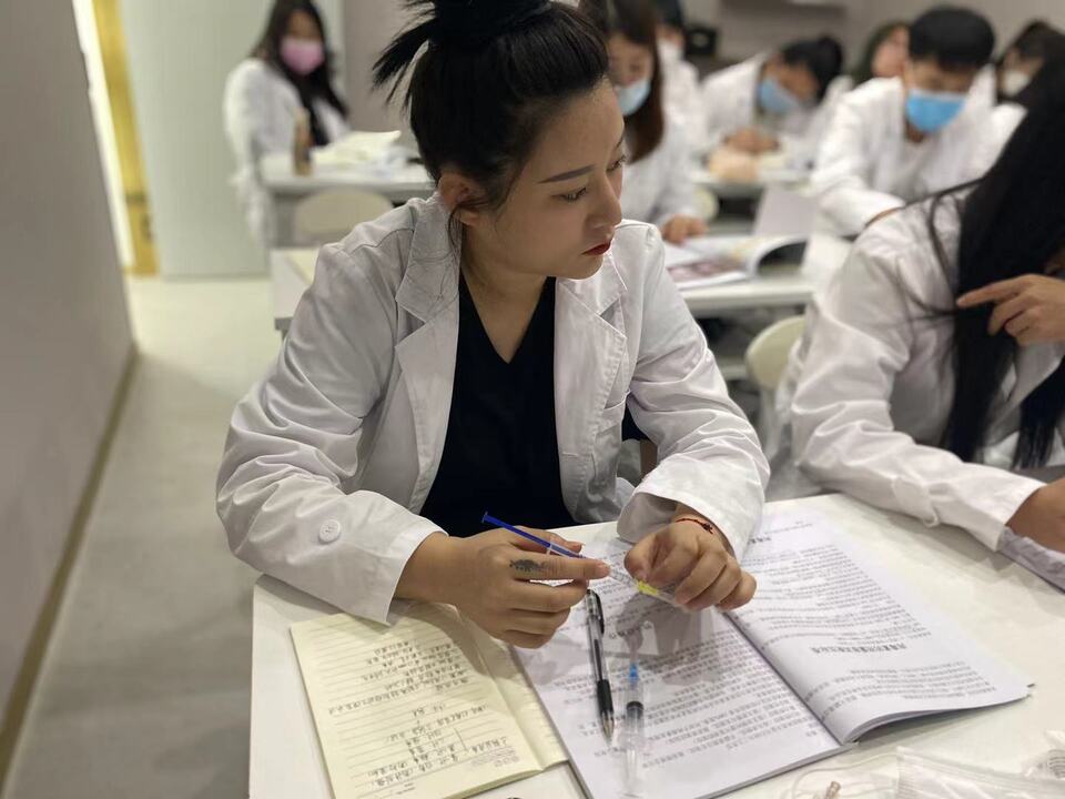 宿州微整培訓課程 在線咨詢學習，開啟專業醫美新篇章